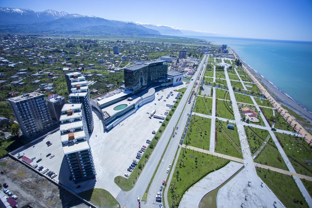 Euphoria Apartments Batumi Esterno foto