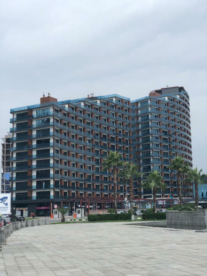 Euphoria Apartments Batumi Esterno foto